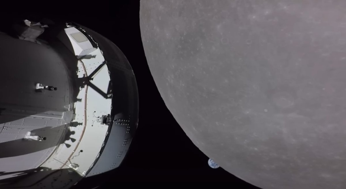 Orion uzay aracı, Ay dan selfie gönderdi #1