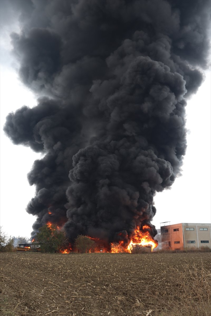 Denizli de fabrikada yangın #3