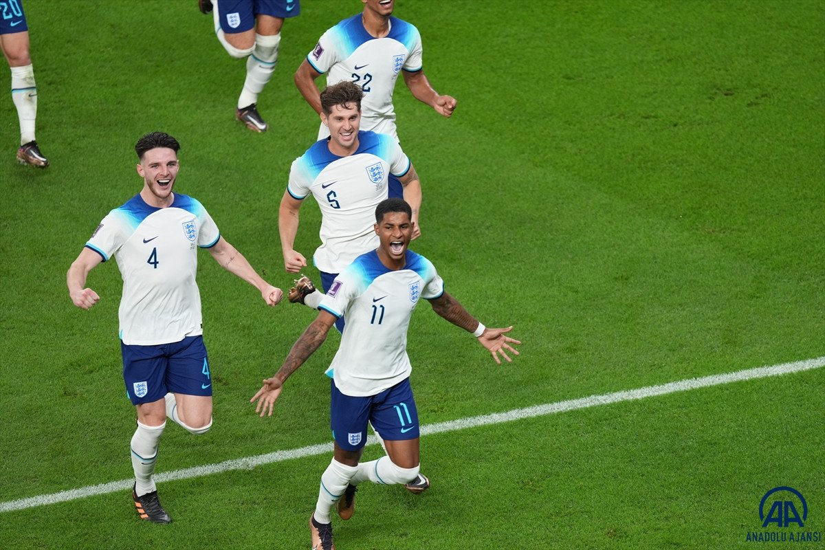 İngiltere den Marcus Rasford tan harika frikik golü #9