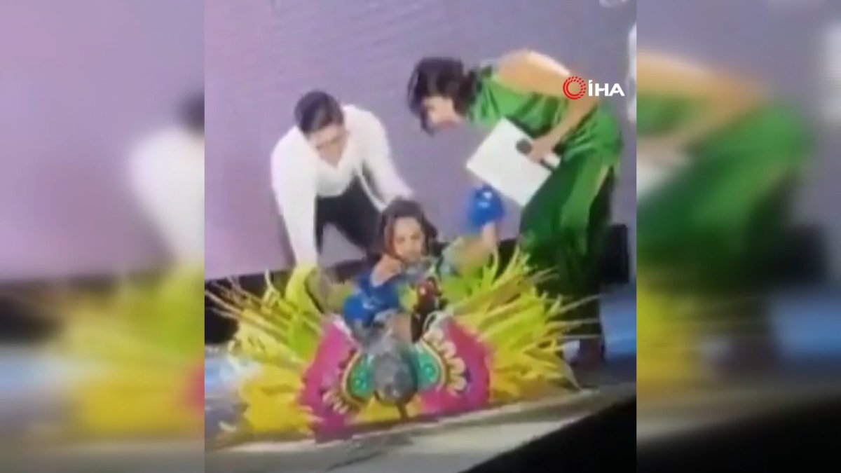 Meksika da güzellik yarışmasında yarışmacıyı elektrik çarptı #3