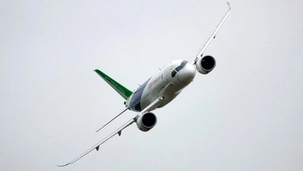 Çin in yerli yolcu uçağının ilk teslimatı yapıldı #2