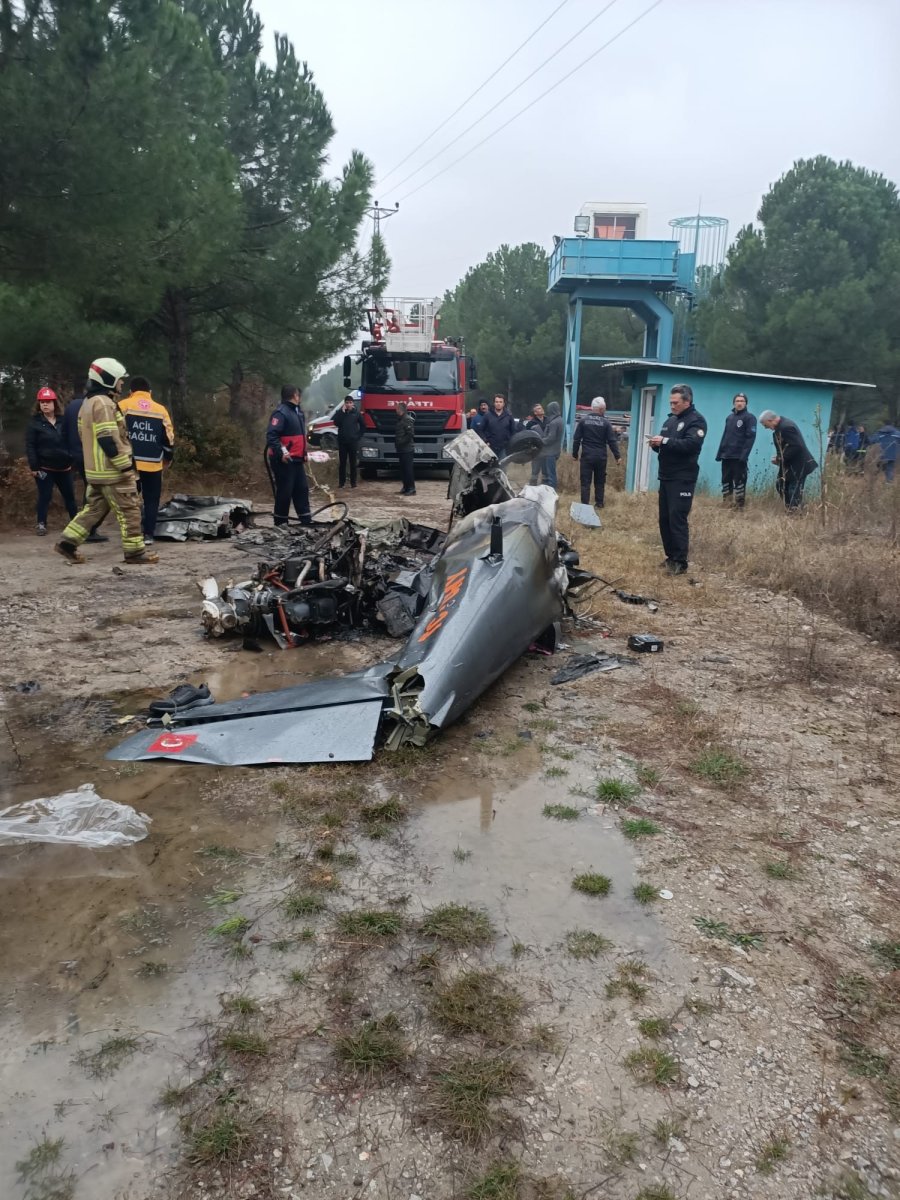 Bursa da eğitim uçağı düştü: 2 ölü #4