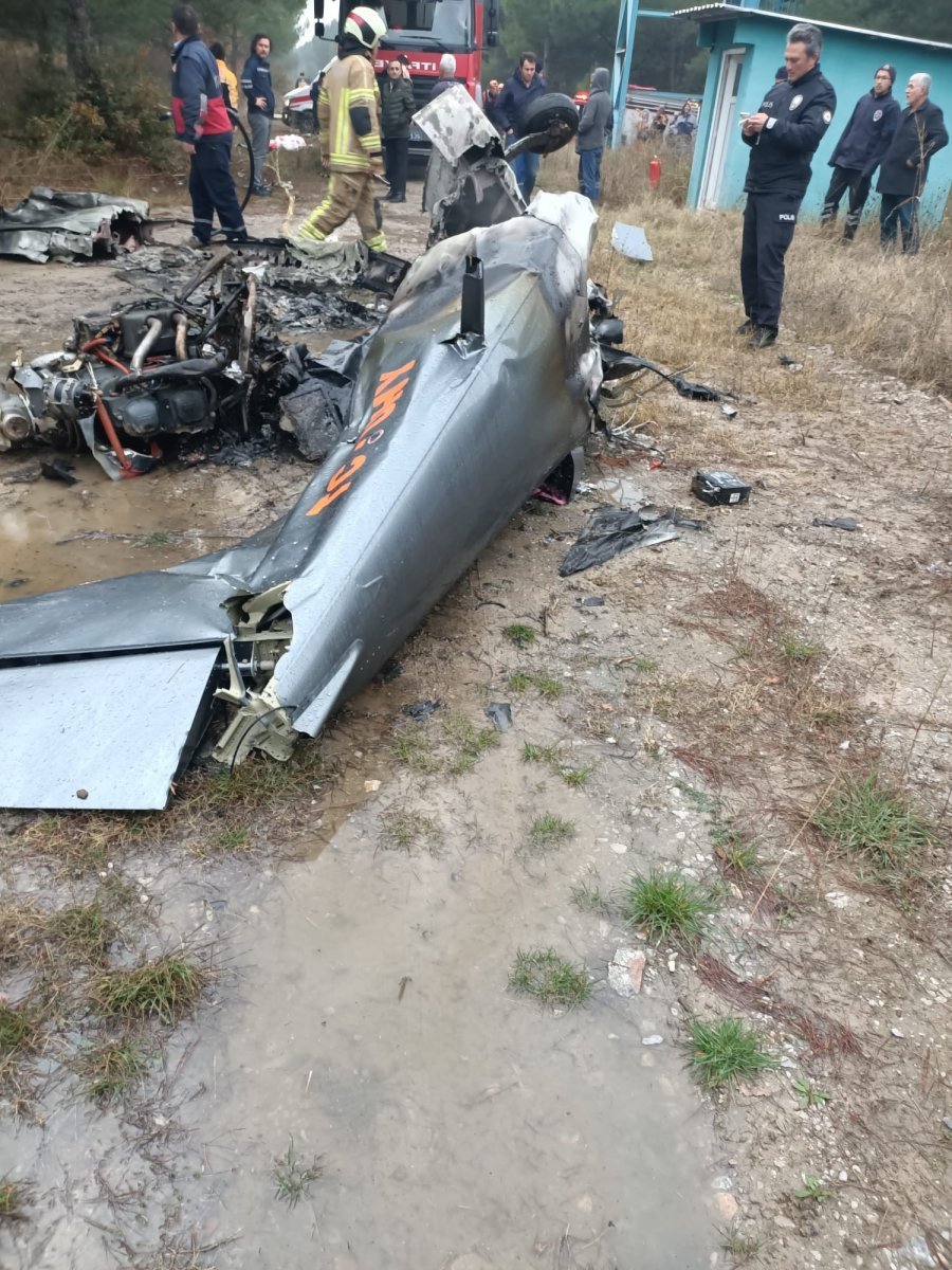 Bursa da eğitim uçağı düştü: 2 ölü #7