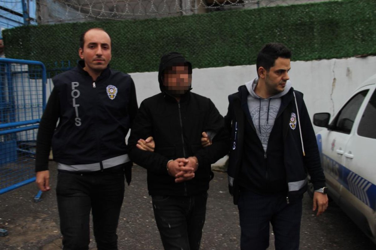 İzmir’de doktorun burnunu kıran şüpheli tutuklandı #3