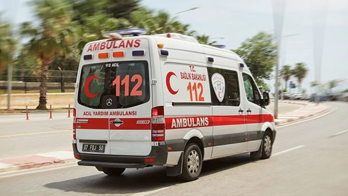 Bakan Koca: Ambulanslarımız acil vakalara en geç 10 dakikada ulaşıyor #1