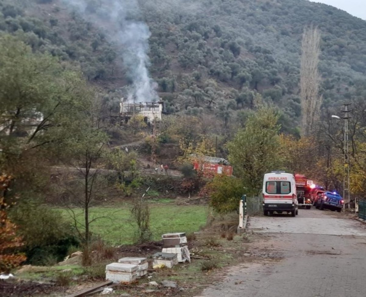 Aydın da evde çıkan yangında yaşlı kadın hayatını kaybetti #2