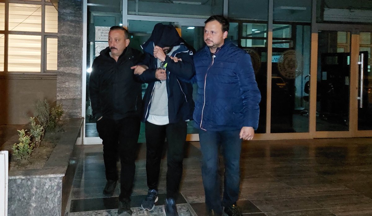 Samsun da 27 suçtan aranan şahıs spor salonundan çıkarken yakalandı #1