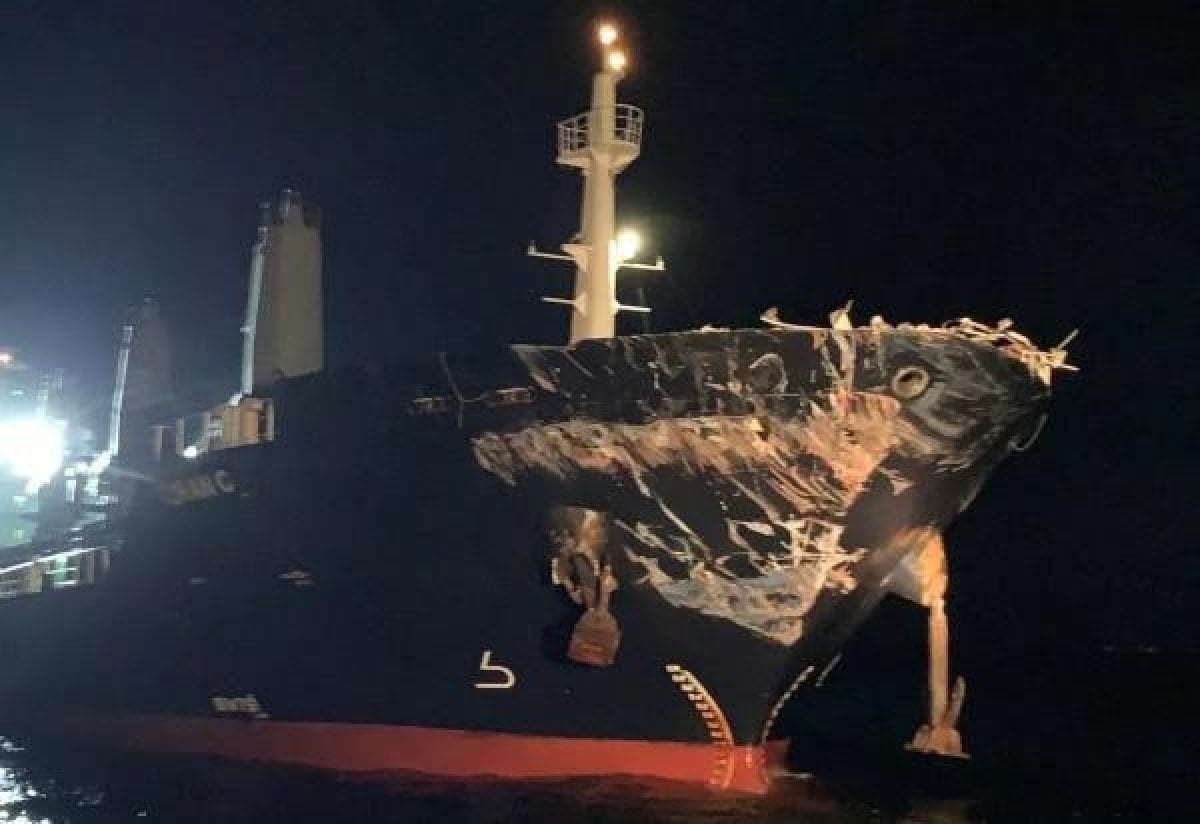 İstanbul Boğazı nda iki gemi çarpıştı #2