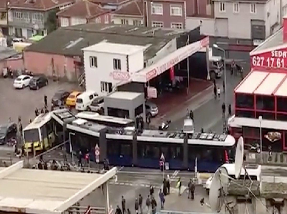 Alibeyköy de tramvay ile İETT otobüsü çarpıştı #2
