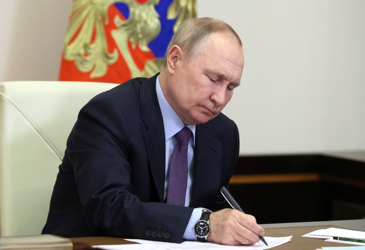 Vladimir Putin, LGBT karşıtı yasayı onayladı #1