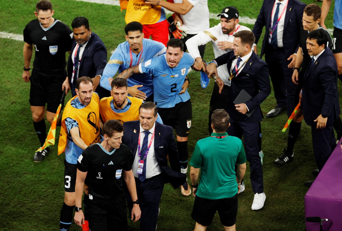 FIFA dan dört Uruguaylı oyuncuya soruşturma #2