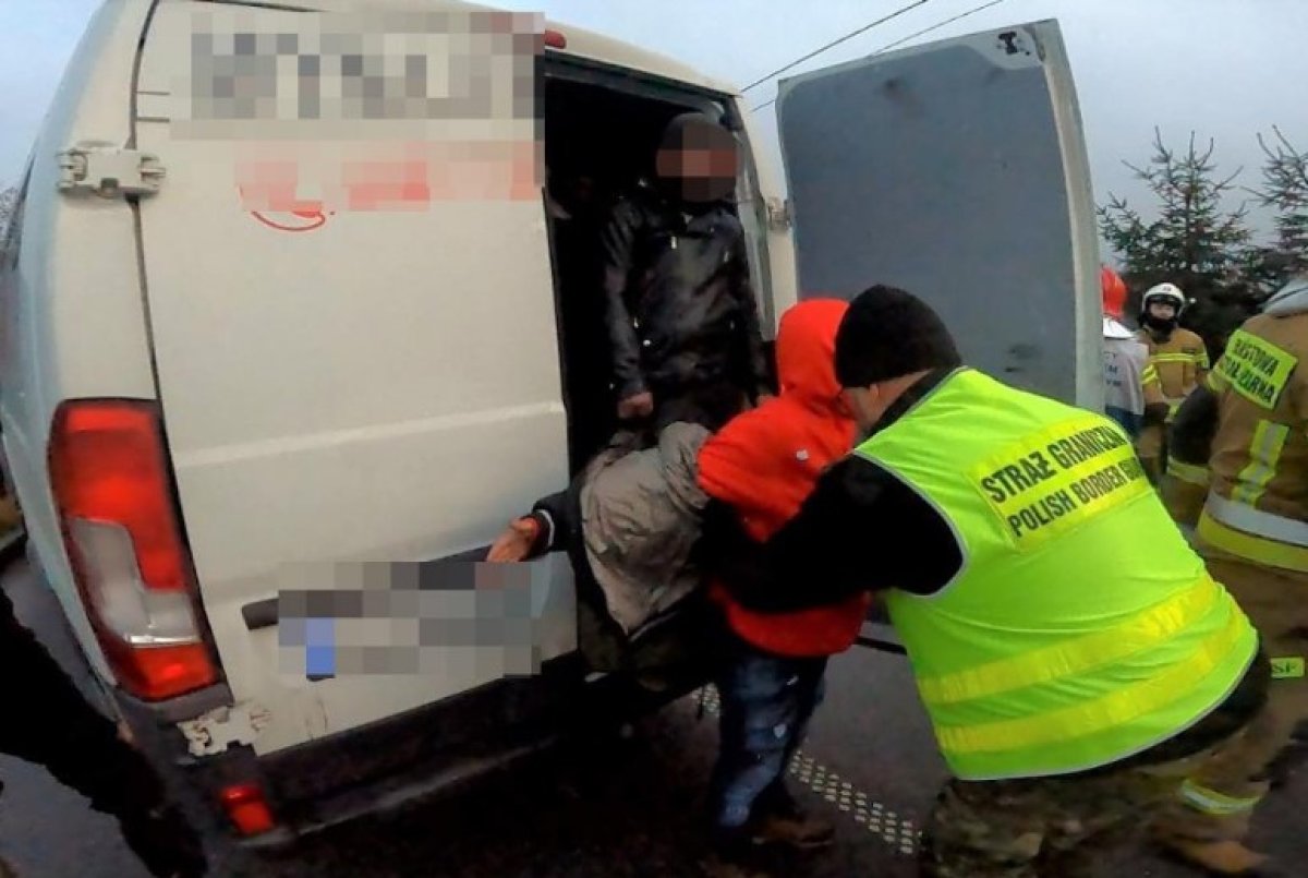 Polonya da 23 Suriyeli kaçak göçmen yakalandı #2