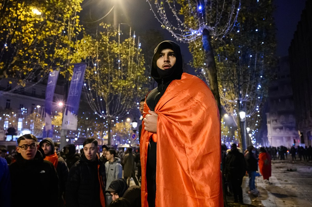 Fransa - Fas karşılaşması öncesi Paris te olaylı gece #6