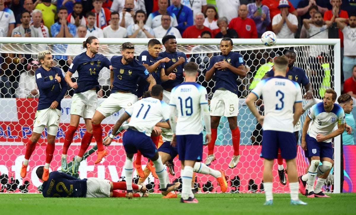İngiltere yi 2-1 yenen Fransa yarı finalde #4
