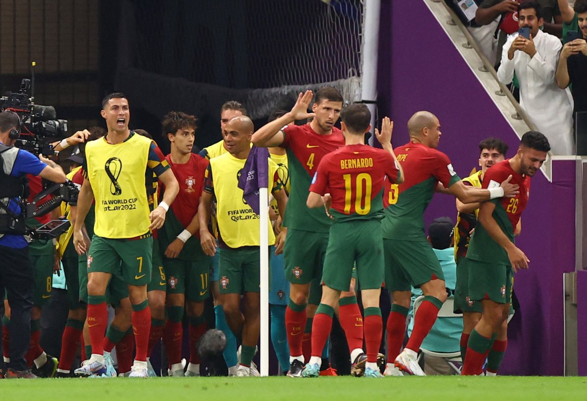ManU, Ronaldo yu yedek bırakan Gonçalo Ramos u transfer ediyor #3