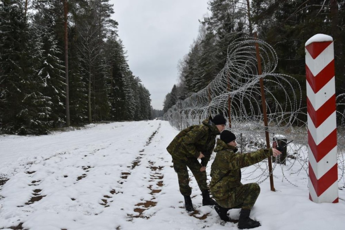 Polonya, Rusya sınırına elektronik bariyer inşa edecek #1