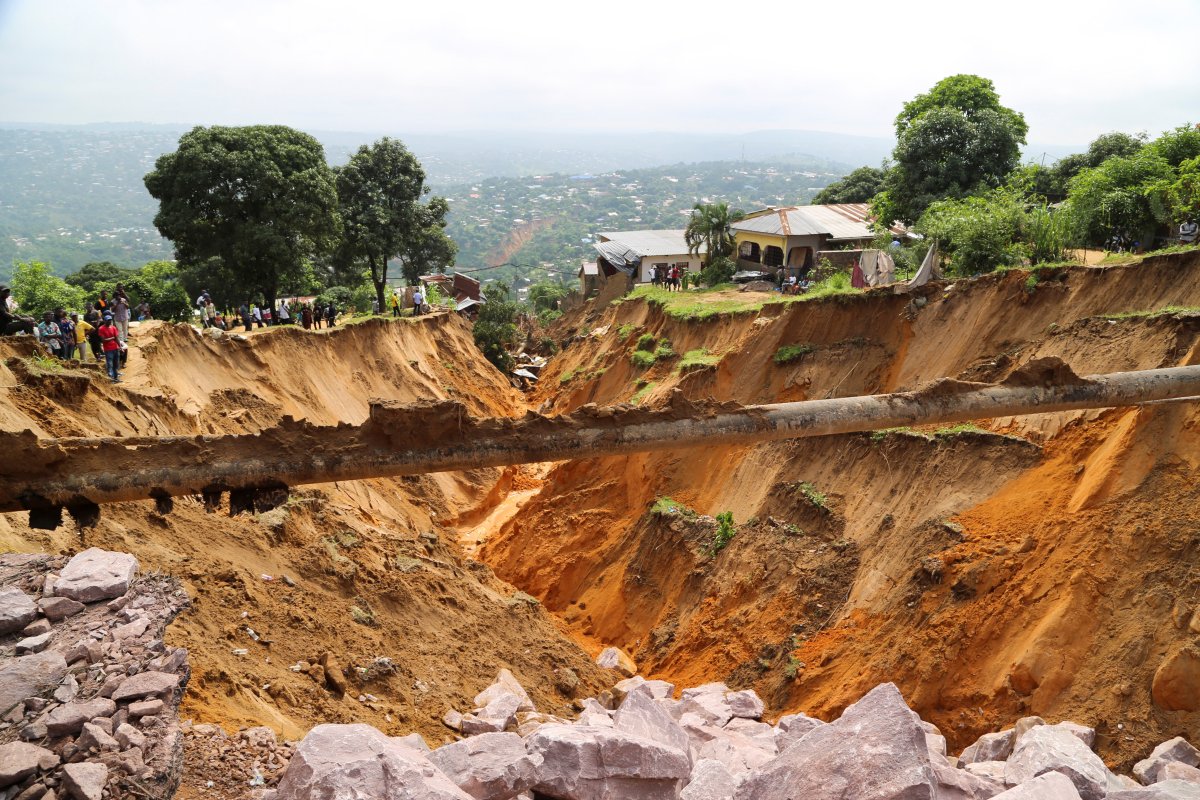 Kongo da sel felaketi: Ölü sayısı 140 a yükseldi #7