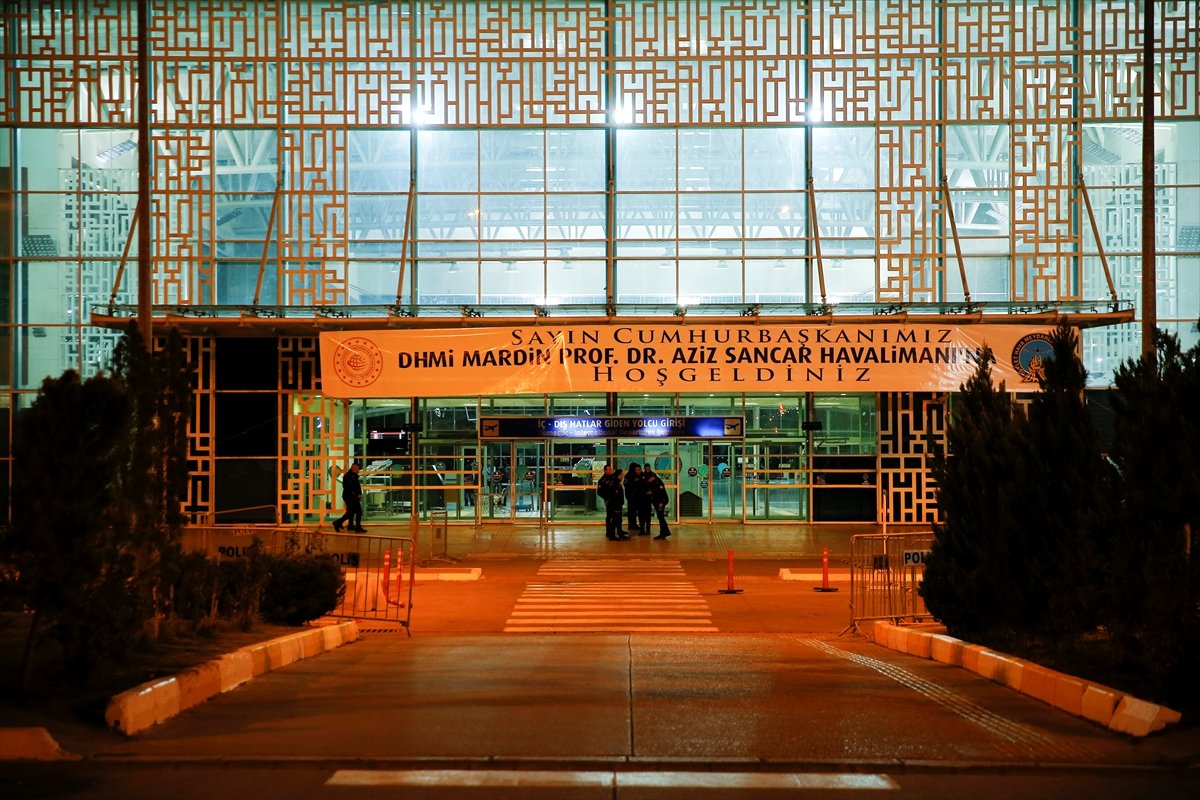 Mardin Havalimanı nın girişine yeni ismi asıldı #2