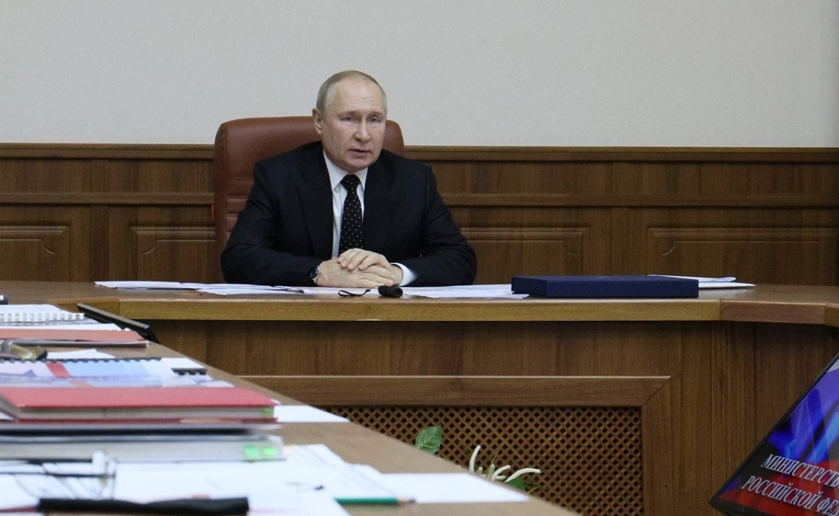 Vladimir Putin, Ukrayna ile savaşın yönetildiği karargahı ziyaret etti #1