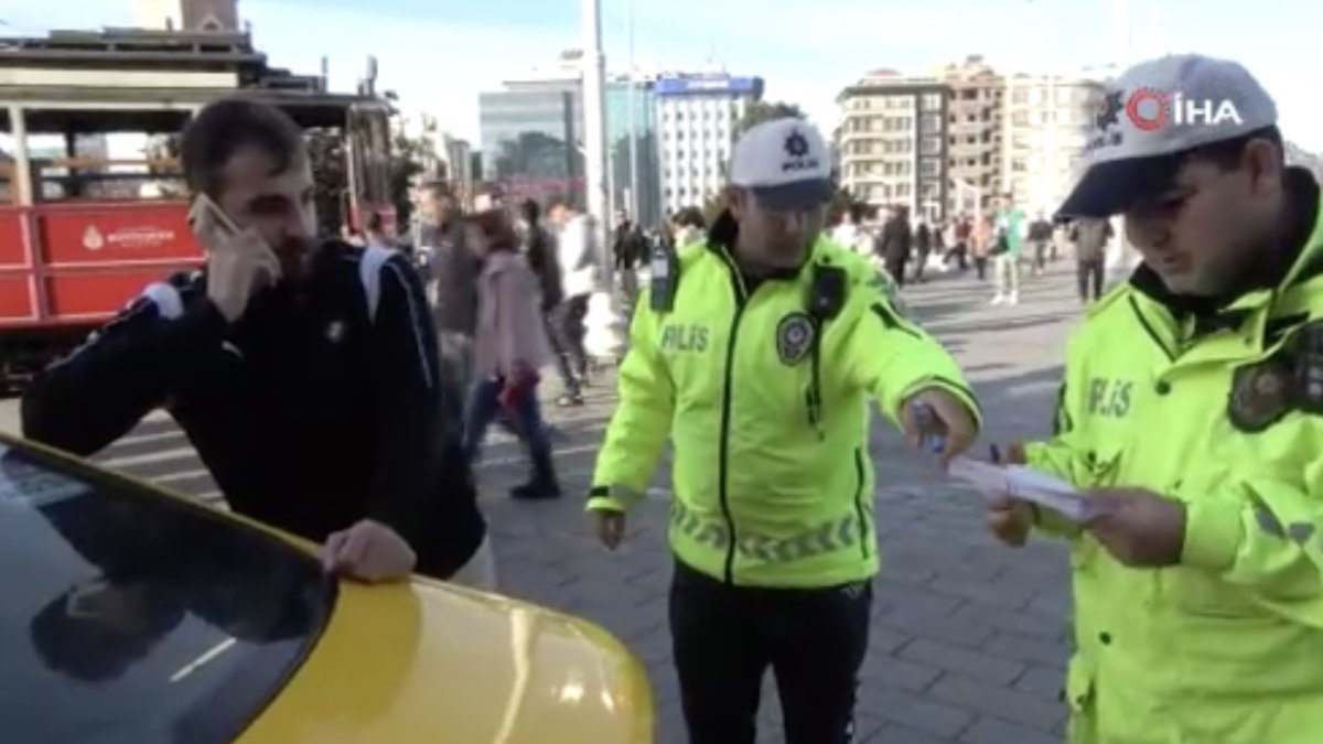 Taksim’de ruhsatsız çalışan taksiler, trafikten men edildi #1