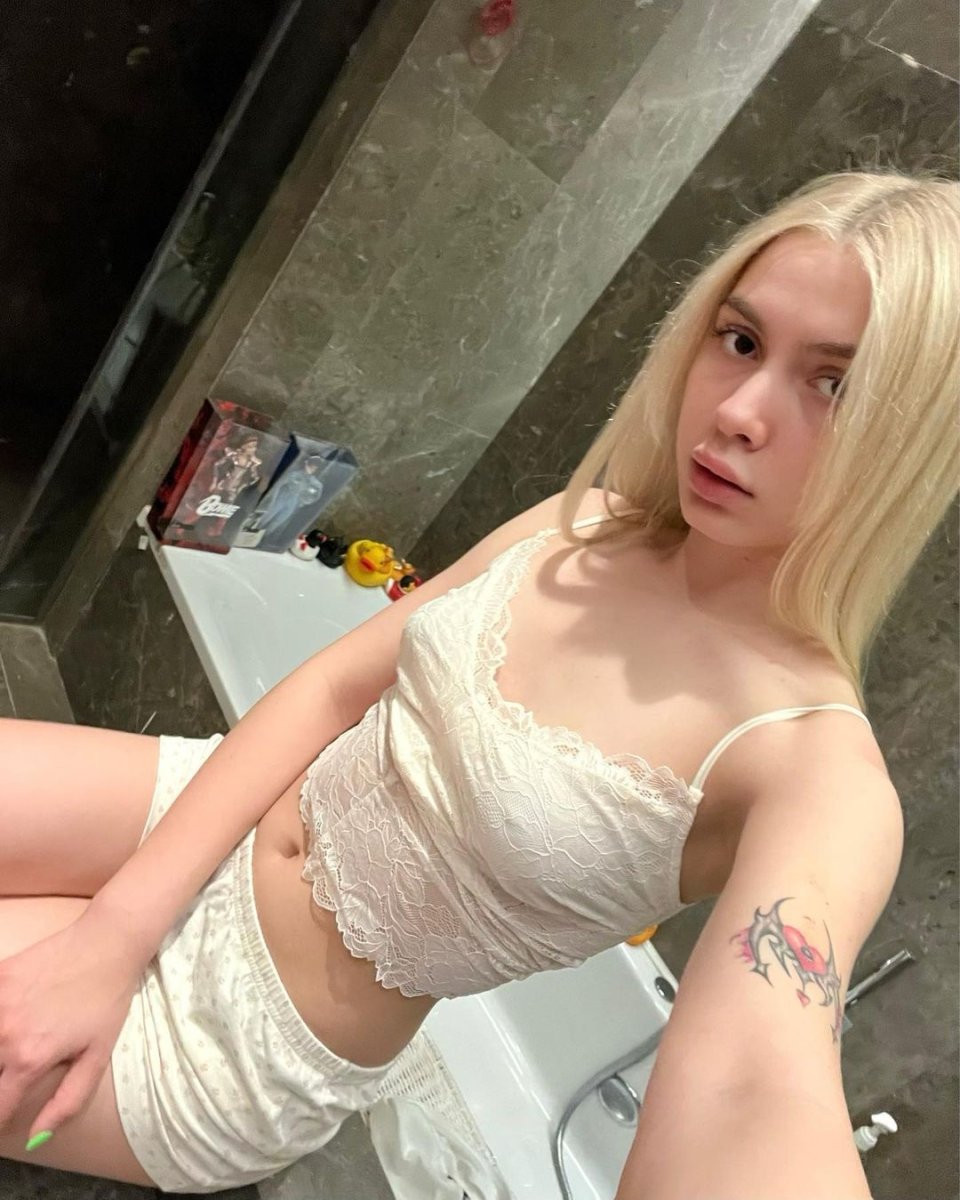 Aleyna tilki nin çıplak fotoğrafları