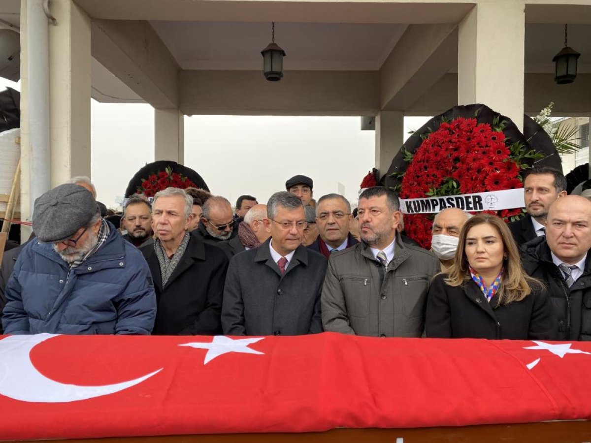 28 Şubat hükümlüsü Vural Avar ın cenazesi toprağa verildi #2