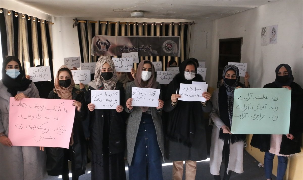 Taliban, kadınların sivil toplum kuruluşlarında çalışmasını yasakladı #2
