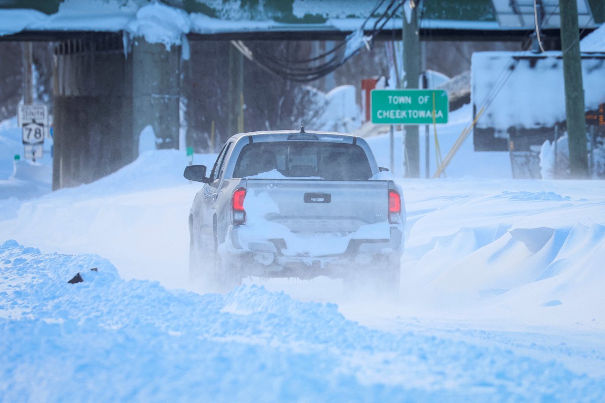 ABD, Kanada ve Japonya da kar fırtınası can almaya devam ediyor  #8