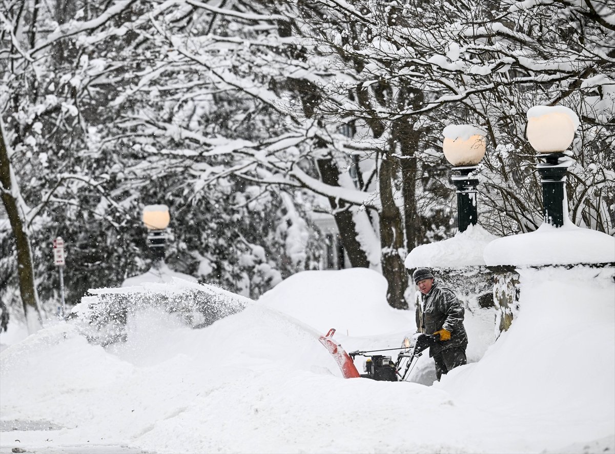 ABD, Kanada ve Japonya da kar fırtınası devam ediyor #10