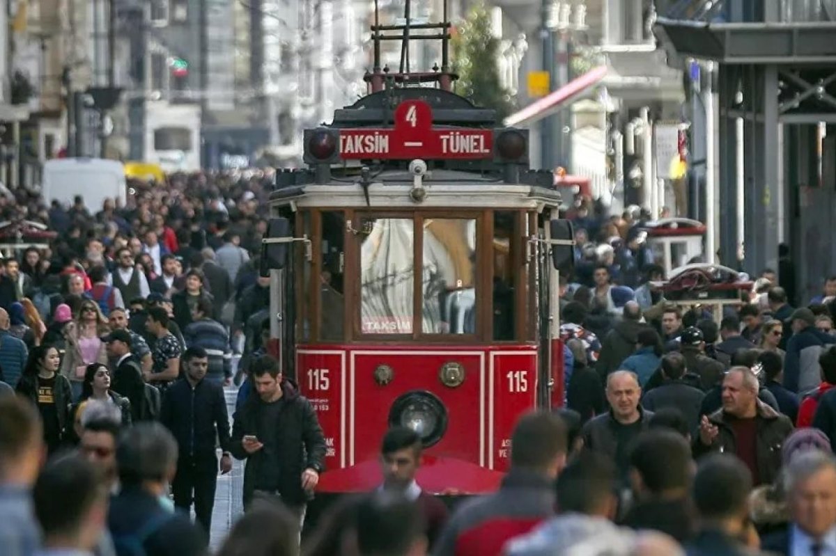 Türkiye de 2021 yılında 2,7 milyon kişi yurt içinde göç etti #4