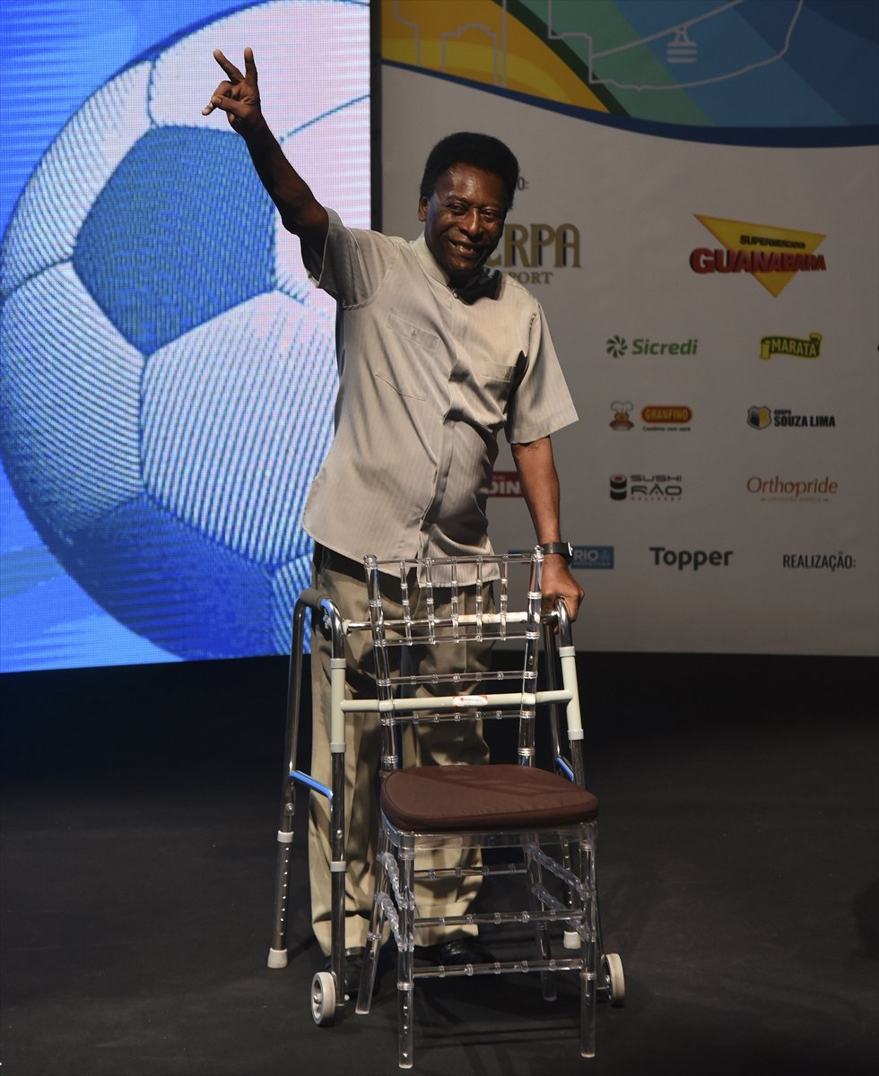 Efsane futbolcu Pele hayatını kaybetti #3