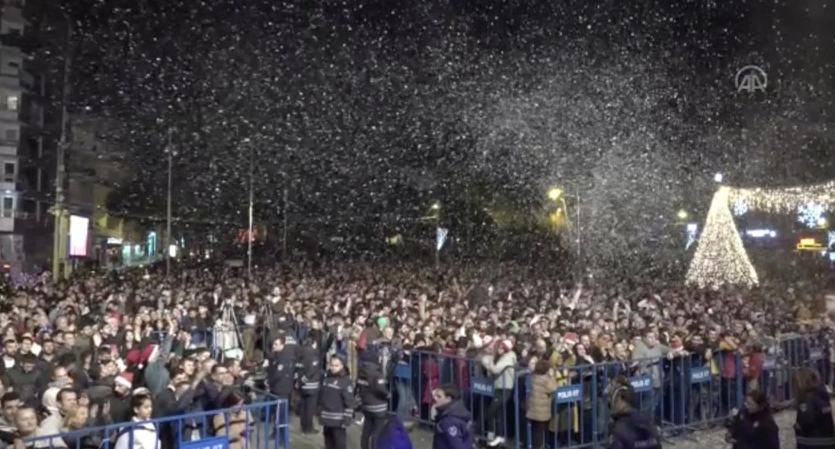 Antalya da yapay karlı yeni yıl kutlaması #3