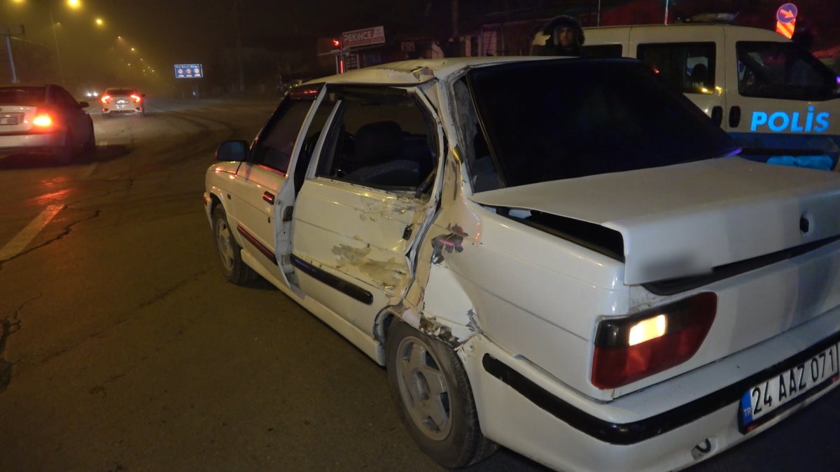 Kırıkkale de otomobil ile pikap çarpıştı: 4 yaralı #2