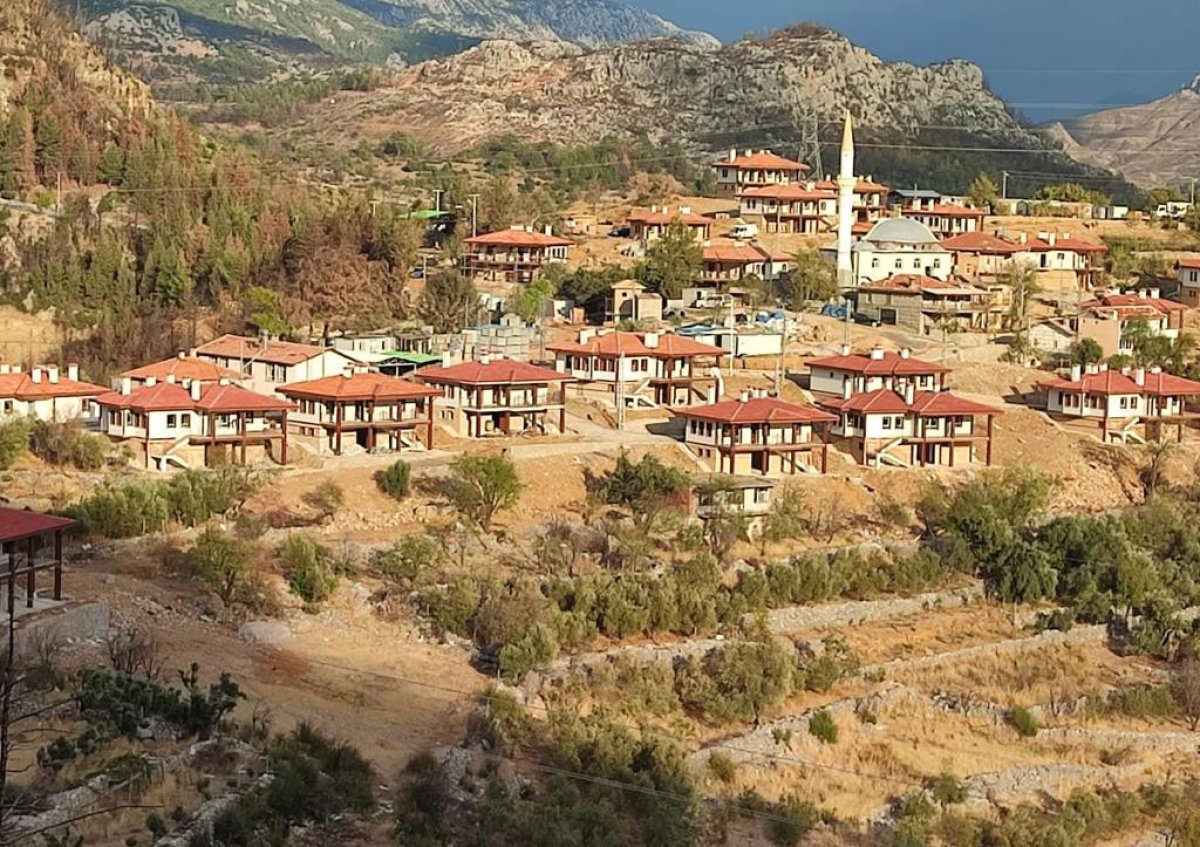 Antalya da yangından zarar gören köy baştan sona yenilendi #7