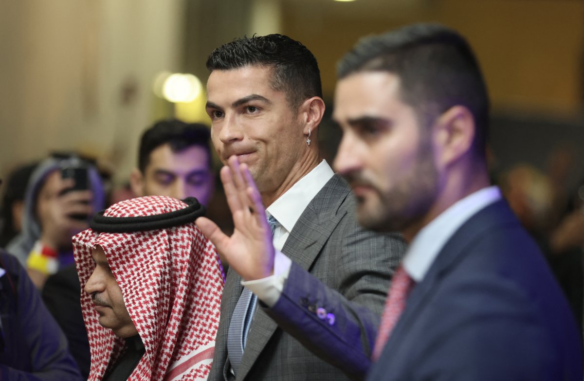 Cristiano Ronaldo, Al Nassr ile sözleşme imzaladı #4