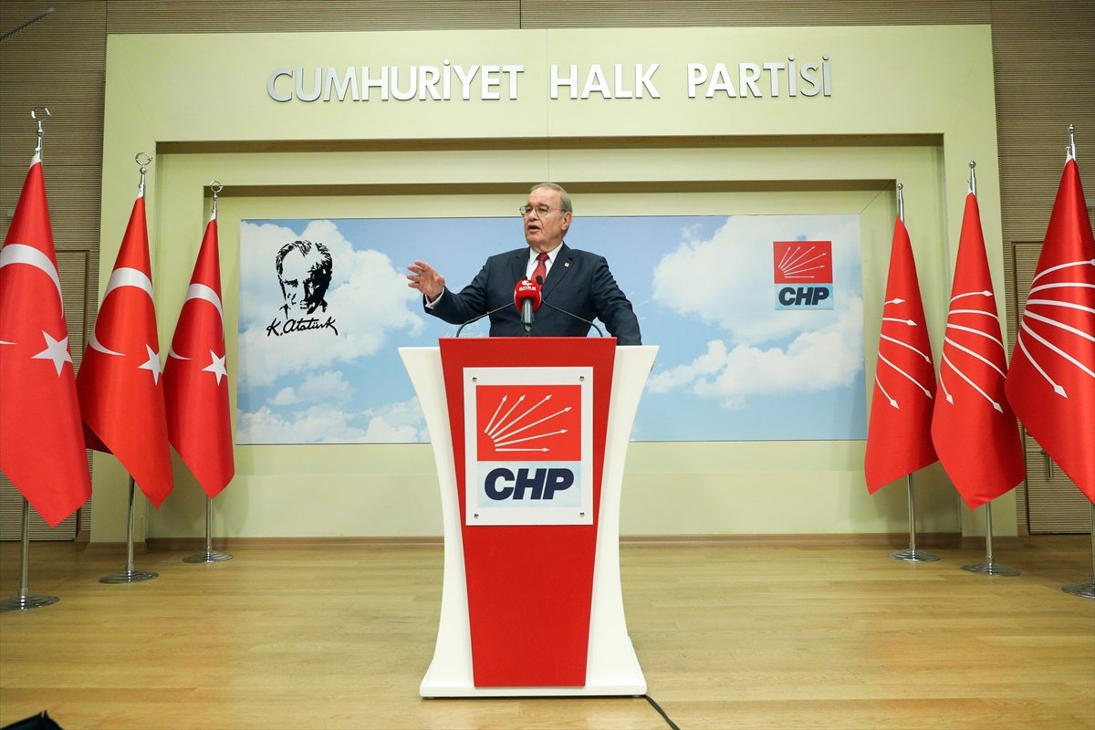 CHP, Rudaw ın Nuşirevan Elçi röportajında Türk bayraklarını kaldırdı #1