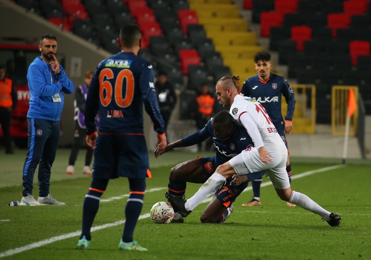 Gaziantep FK, son dakika golüyle beraberliği aldı #4