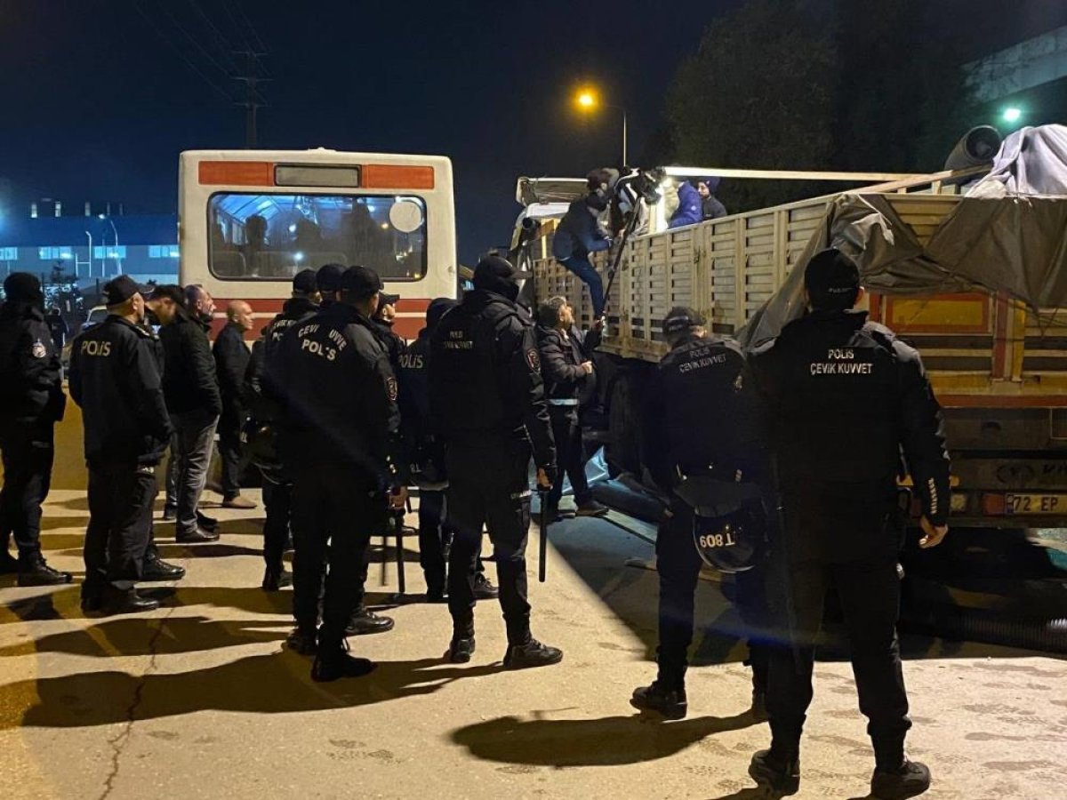 Kocaeli de tırın dorsesinden 150 düzensiz göçmen çıktı #4