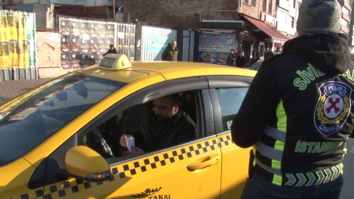 Kadıköy'de denetimde ceza kesilen taksici: Yevmiye gitti kanka #2