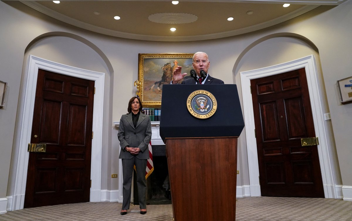 Joe Biden, yardımcısı Kamala Harris e yine  başkan  dedi #3