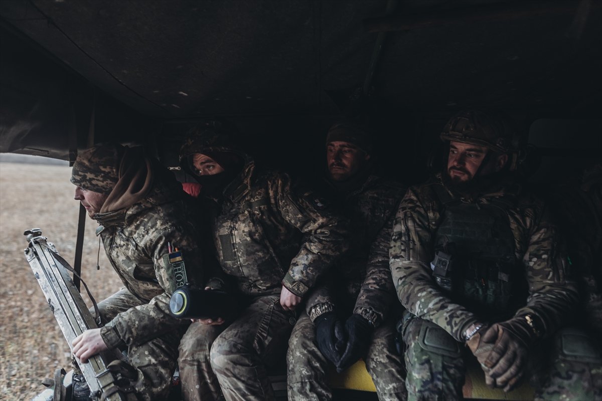 Donbas, Ukrayna nın askeri hareketliliğine sahne oluyor #5