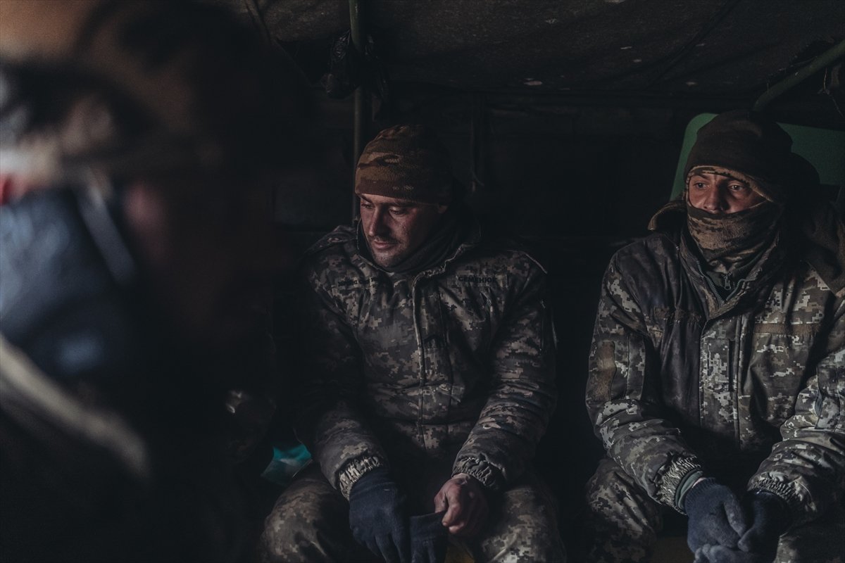 Donbas, Ukrayna nın askeri hareketliliğine sahne oluyor #19