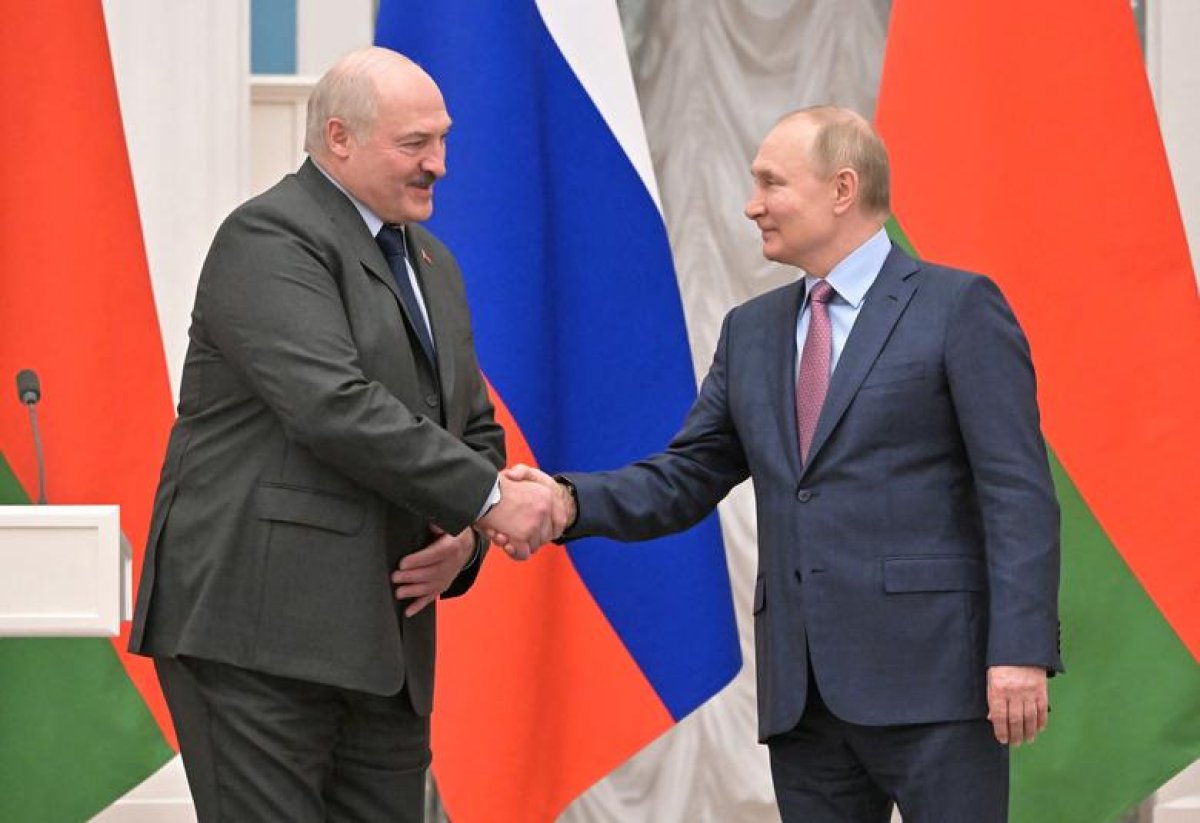 Aleksandr Lukaşenko: Belaruslular, Rusları destekliyor #1