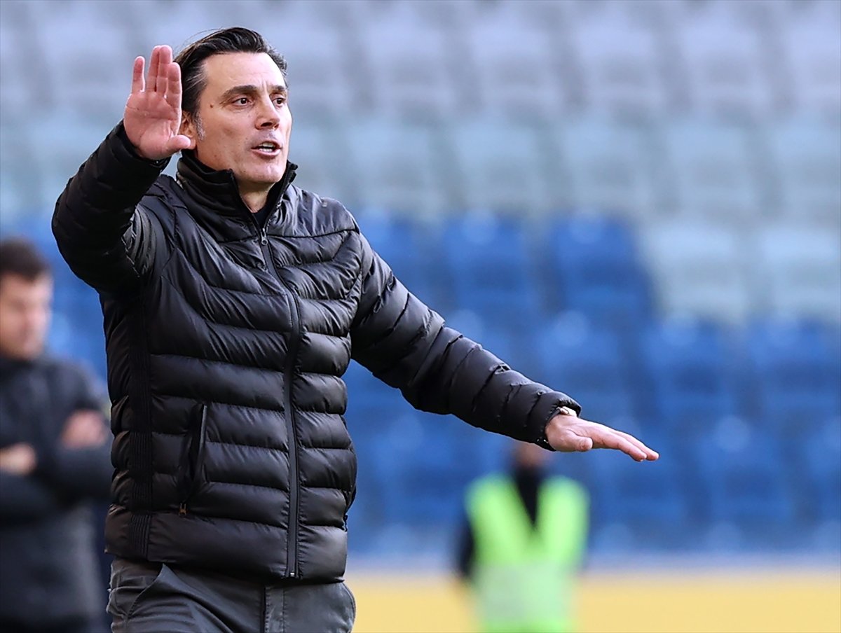 Vincenzo Montella dan Samet Akaydın için Fenerbahçe yanıtı #2