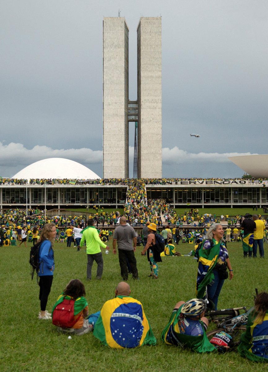 Jair Bolsonaro, Kongre binası baskınına tepki gösterdi #21