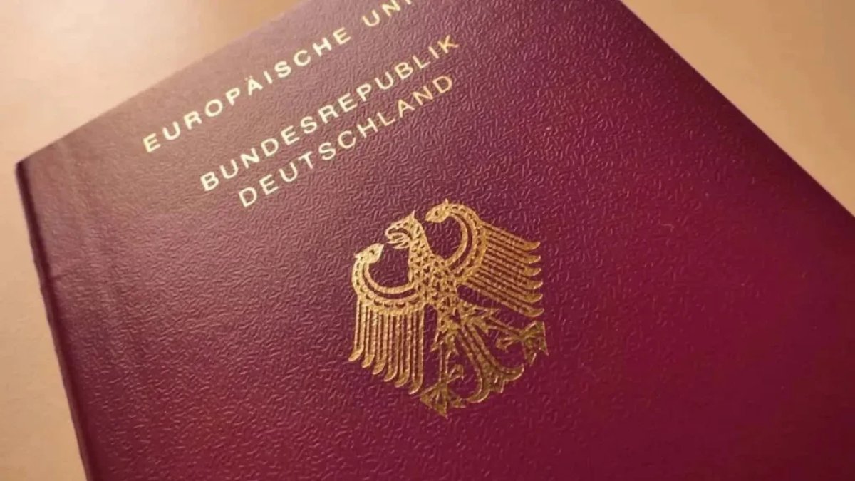 Almanya da çifte vatandaşlık yolu açılıyor #1