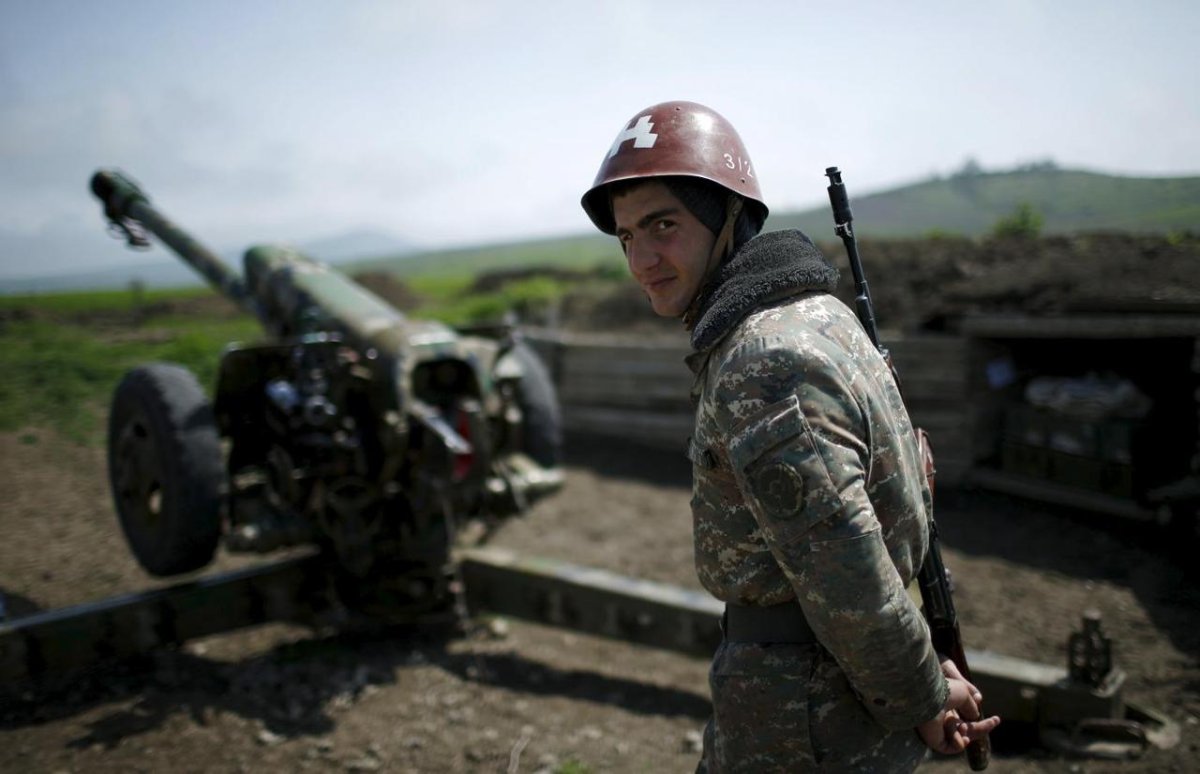 Ermenistan, kadınlara gönüllü askerlik hizmeti önerecek #2