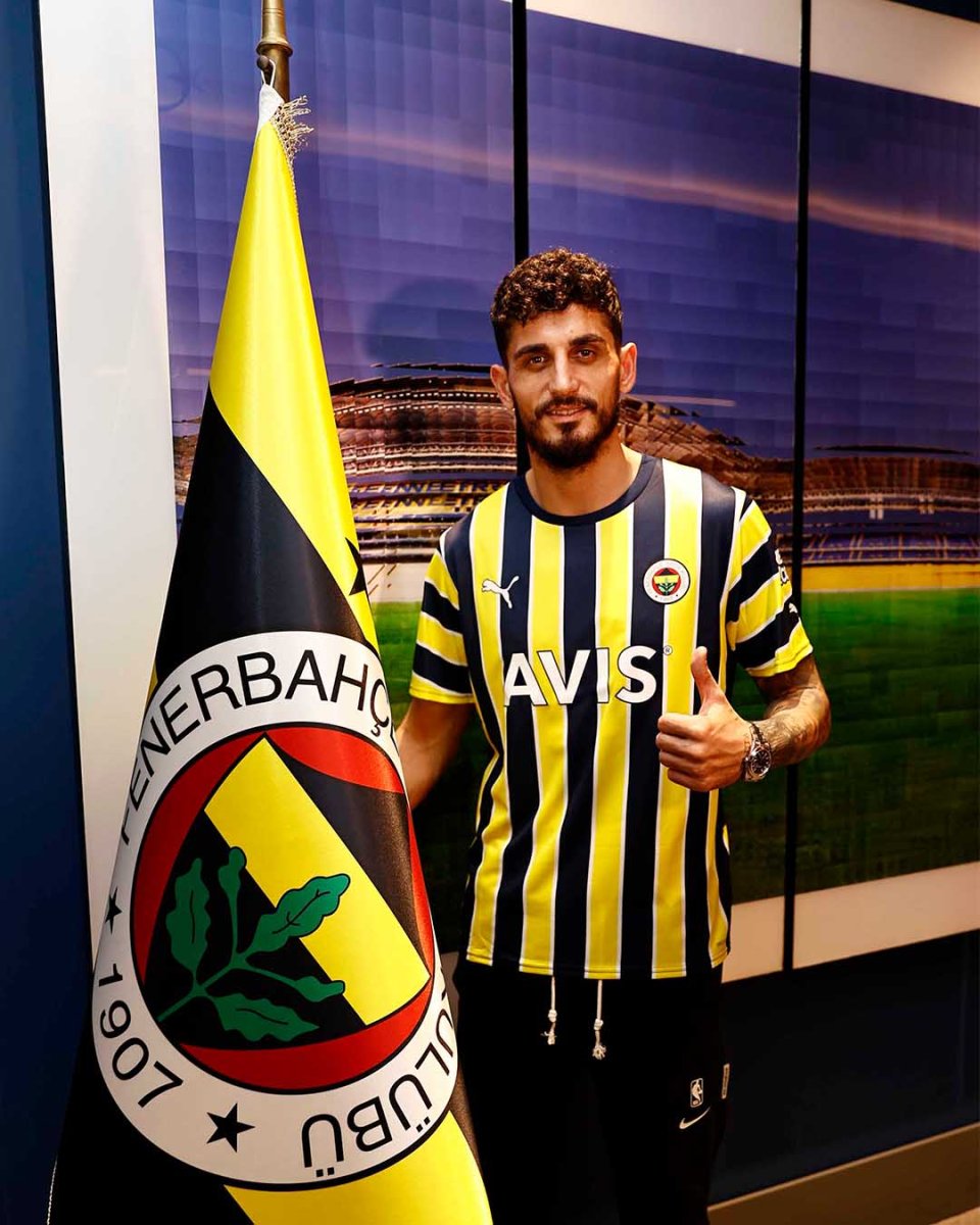 Samet Akaydın, resmen Fenerbahçe de #6