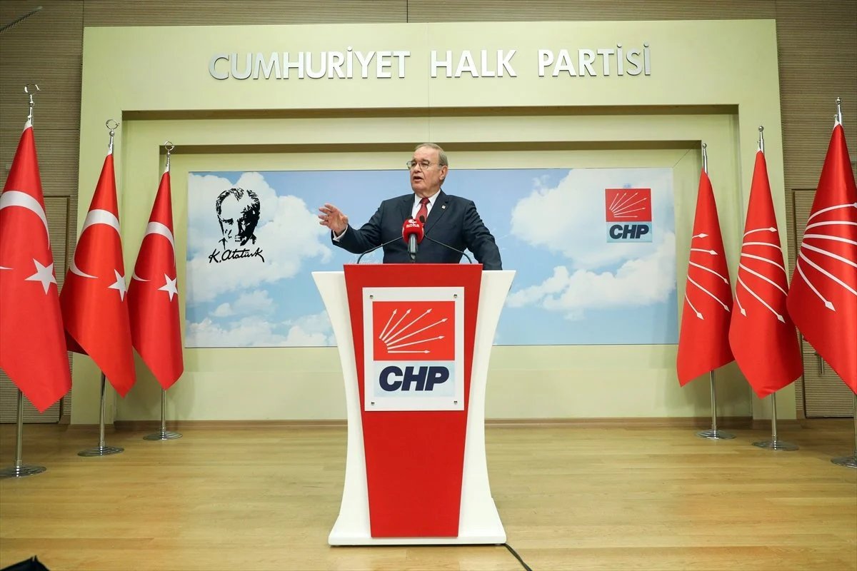 CHP li Nuşirevan Elçi bayrak iddialarına cevap verdi #2