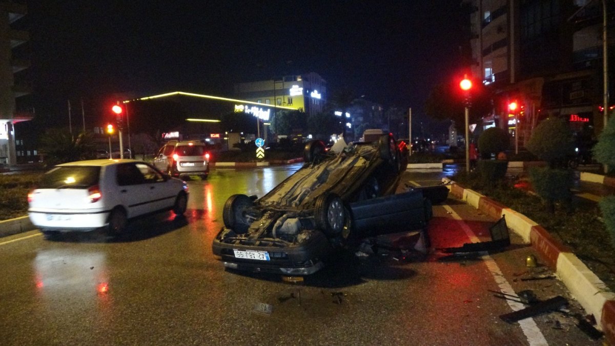 Antalya da alkollü sürücü kaza sonrasında ehliyetini düşündü  #2